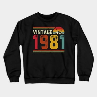 Vintage 1981 Birthday Gift Retro Style Crewneck Sweatshirt